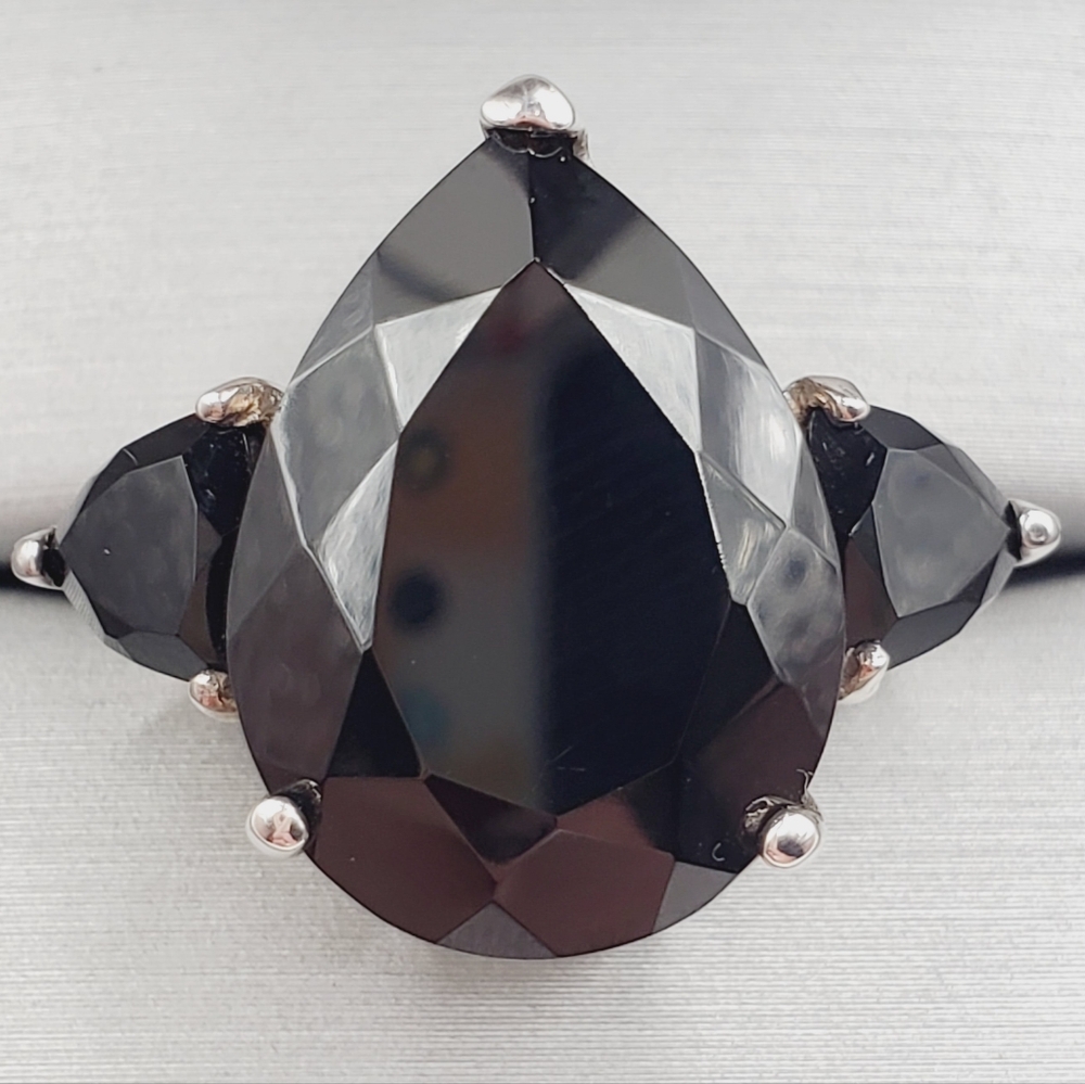 22 Carat Pear & Trillion Thai Black Spinel Platinum | 925 Sterling Silver Ring